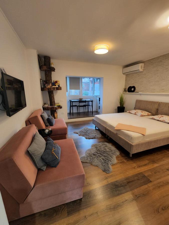 Traveler'S Place At Tirana City Centre 외부 사진