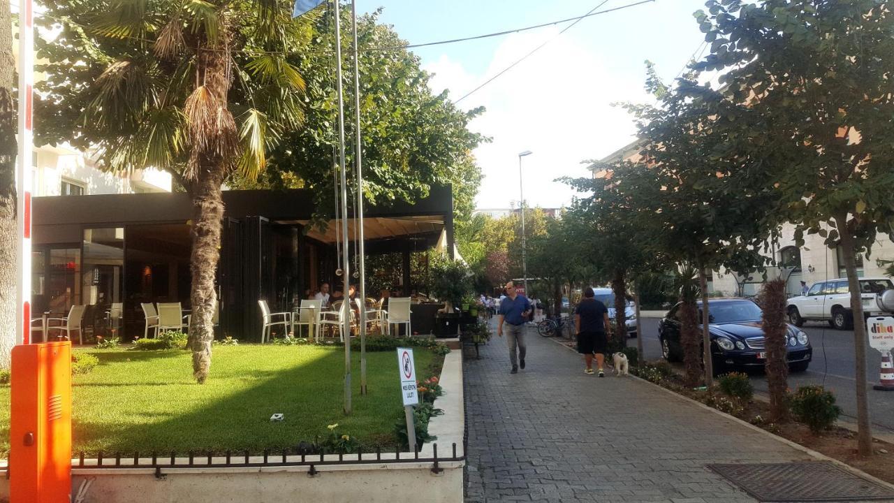 Traveler'S Place At Tirana City Centre 외부 사진